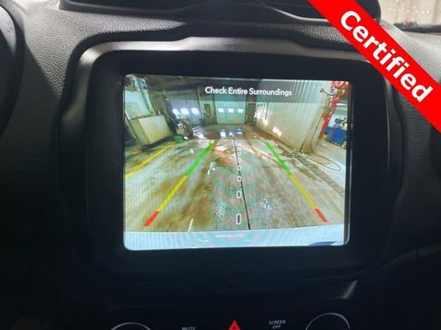 Certified 2023 Jeep Renegade Trailhawk image 17