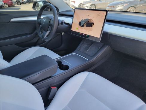 Used 2022 Tesla Model 3 Base image 6