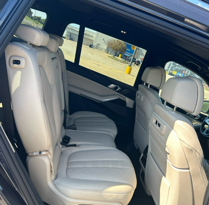 Used 2021 BMW X7 xDrive40i w/ Premium Package AWD/4WD image 6