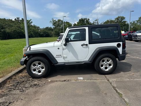 Used 2012 Jeep Wrangler Sport w/ Trailer Tow Group AWD/4WD image 10