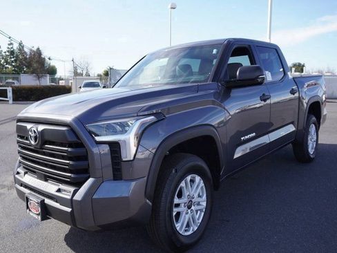 New 2025 Toyota Tundra SR5 image 8