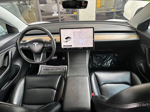 Used 2019 Tesla Model 3 Long Range image 16
