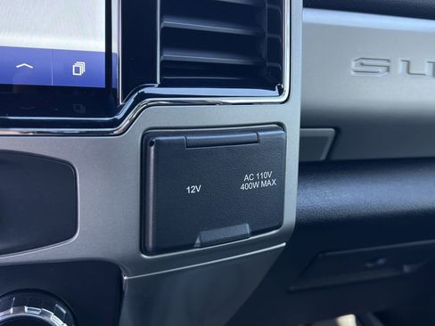 Used 2022 Ford F250 Lariat w/ Tremor Off-Road Package image 28