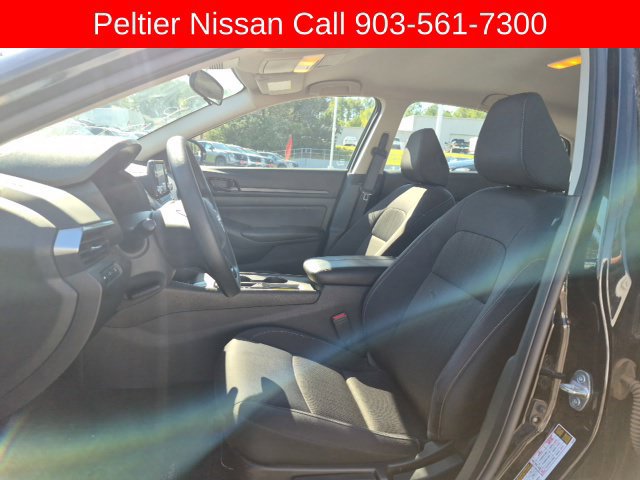 Used 2024 Nissan Altima 2.5 S FWD image 9