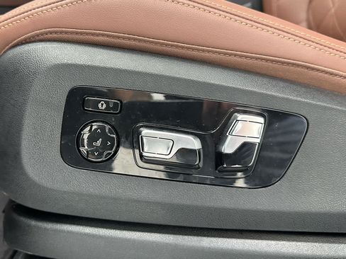 Used 2026 BMW X5 xDrive40i w/ Executive Package AWD/4WD image 12