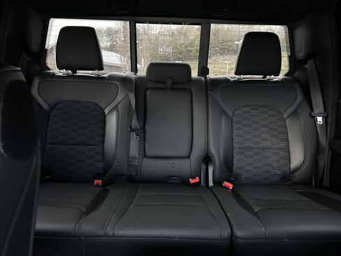 Used 2020 RAM 1500 Big Horn w/ Built-to-serve Edition image 25