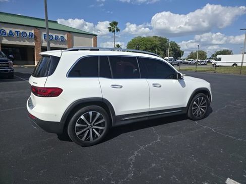 Used 2021 Mercedes-Benz GLB 250 4MATIC image 5
