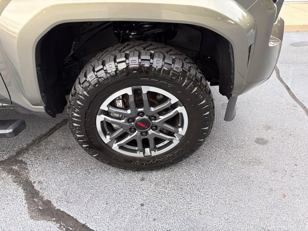 Used 2025 Toyota Tacoma TRD Sport RWD image 24