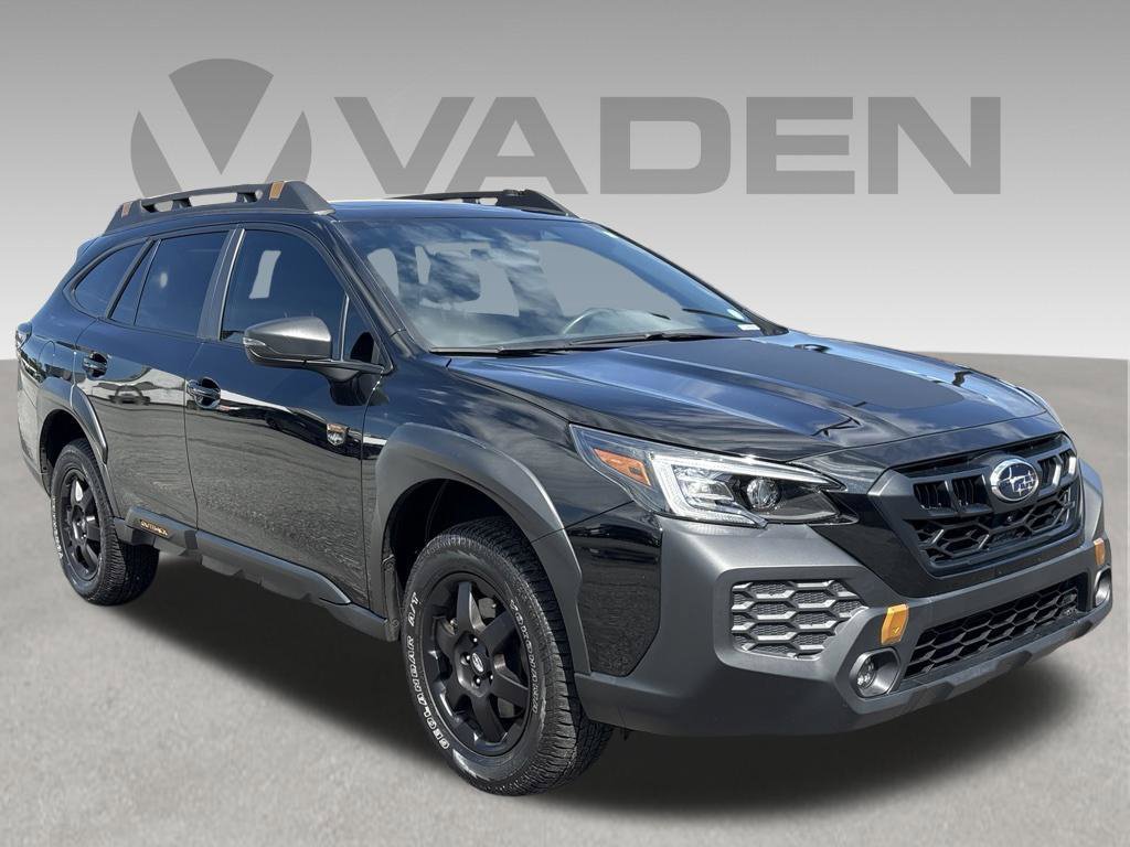 Used 2025 Subaru Outback Wilderness AWD/4WD image 5