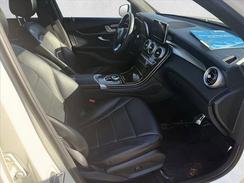 Used 2018 Mercedes-Benz GLC 350e 4MATIC image 18