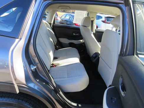 Used 2023 Honda HR-V LX image 25