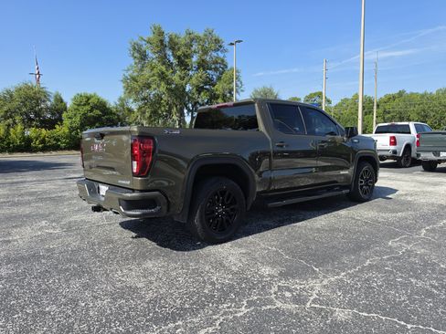 Used 2023 GMC Sierra 1500 Elevation w/ X31 Off-Road Package AWD/4WD image 4