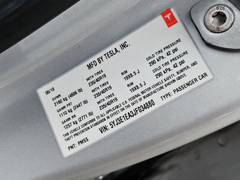 Used 2018 Tesla Model 3 Long Range image 34