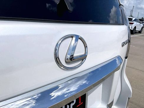 Used 2019 Lexus GX 460 Premium image 30