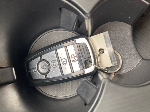 Used 2020 Ford Escape SEL AWD/4WD image 39