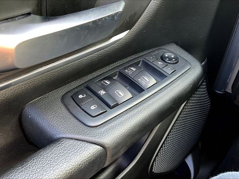 Used 2019 RAM 1500 Big Horn image 34