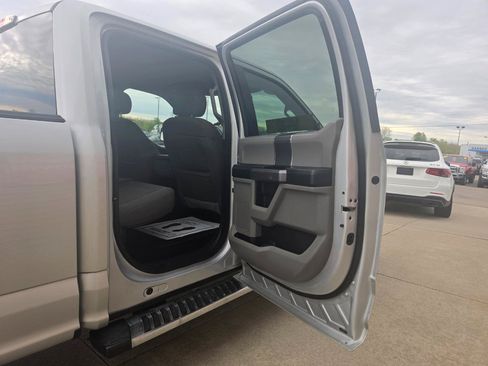 Used 2018 Ford F150 XLT w/ XTR Package AWD/4WD image 15