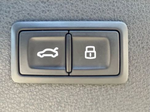 Used 2017 Audi Q3 2.0T Premium Plus w/ Premium Plus Package image 14