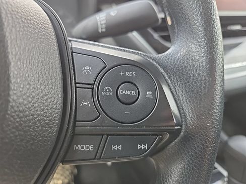 Used 2024 Toyota Corolla LE FWD image 17