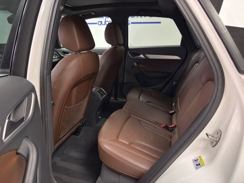 Used 2018 Audi Q3 2.0T Premium image 34