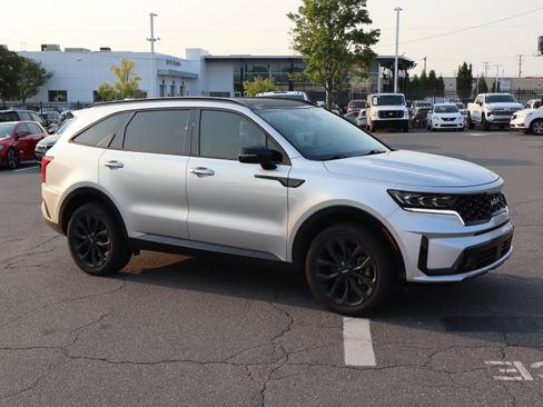 Used 2022 Kia Sorento SX AWD/4WD image 14
