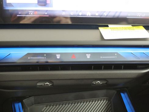 New 2026 BMW X3 xDrive30 w/ Premium Package image 17