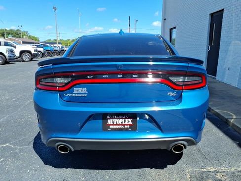 Used 2023 Dodge Charger R/T w/ Cold Weather Package RWD image 4