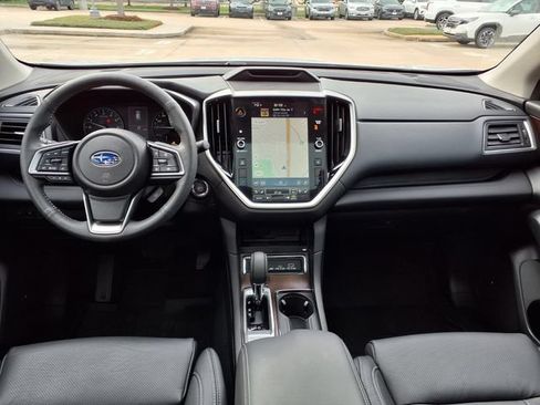 Certified 2025 Subaru Ascent Touring AWD/4WD image 5