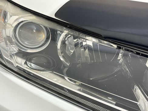 Used 2019 Toyota Highlander Limited Platinum image 40