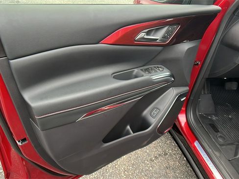 New 2026 Chevrolet Traverse RS w/ LPO, Floor Liner Package image 11