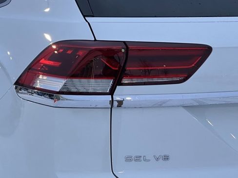 Used 2021 Volkswagen Atlas Cross Sport SEL image 15