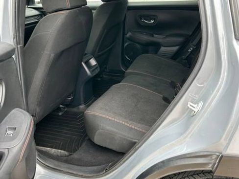 Used 2024 Honda HR-V Sport image 10