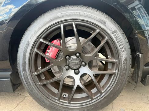 Used 2006 Ford Mustang Premium RWD image 42