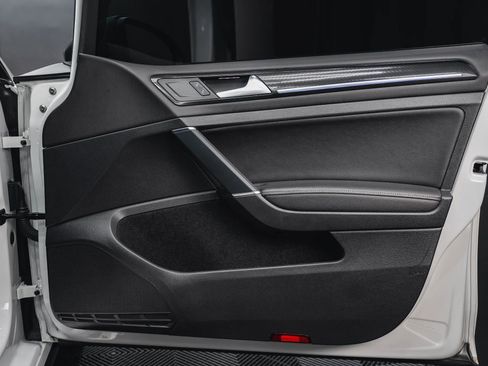 Used 2019 Volkswagen Golf 4-Door image 49