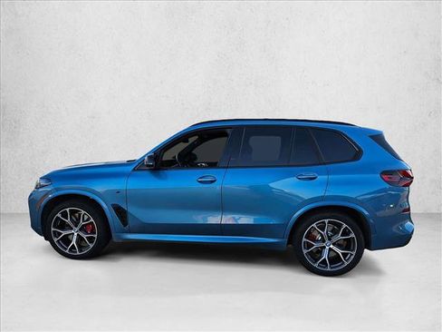 Used 2026 BMW X5 M60i image 8