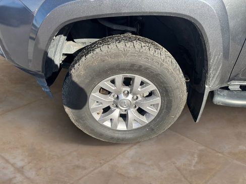 Used 2019 Toyota Tacoma SR5 image 14