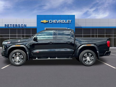 Used 2025 GMC Canyon AT4 AWD/4WD image 7