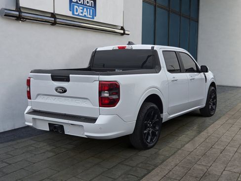 Certified 2025 Ford Maverick Lobo image 3