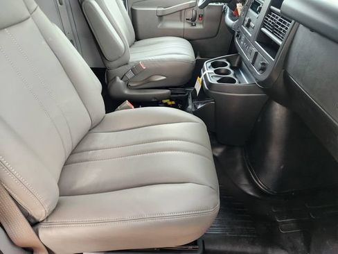New 2025 Chevrolet Express 2500 Extended RWD image 17