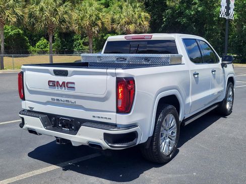 Used 2021 GMC Sierra 1500 Denali w/ Denali Premium Package AWD/4WD image 2
