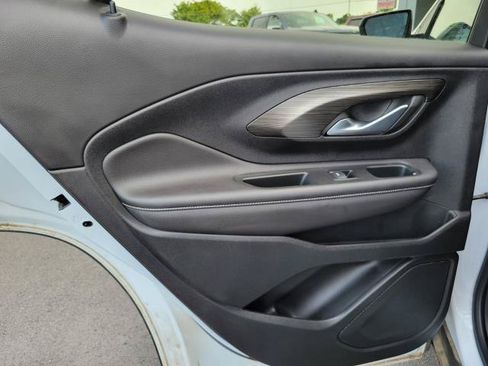 Used 2022 GMC Terrain SLE w/ LPO, Floor Liner Package FWD image 25