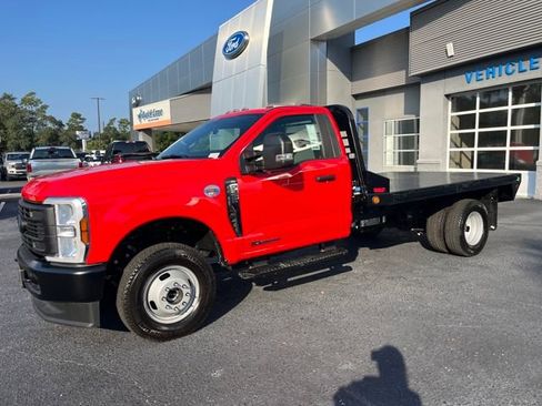 Used 2025 Ford F350 XL image 4