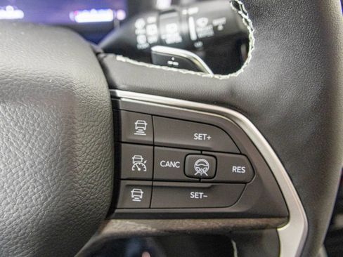 New 2026 Jeep Grand Cherokee Altitude AWD/4WD image 30