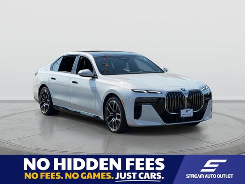 Used 2026 BMW 740i xDrive AWD/4WD image 1