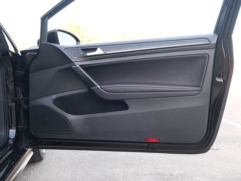 Used 2016 Volkswagen GTI SE w/ Driver Assistance Package image 21