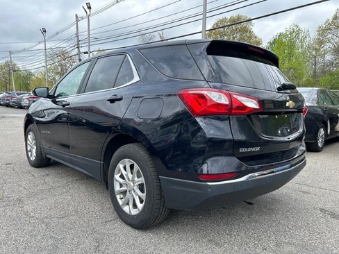 Used 2021 Chevrolet Equinox LT w/ Driver Convenience Package image 6