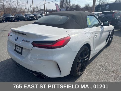 Used 2022 BMW Z4 M40i w/ Premium Package RWD image 8