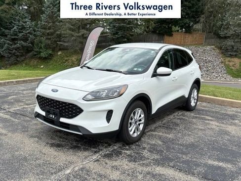 Used 2020 Ford Escape SE AWD/4WD image 1