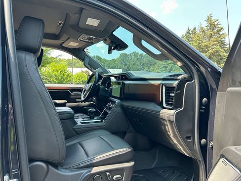 Used 2024 GMC Sierra 1500 Denali w/ Denali Reserve Package AWD/4WD image 47