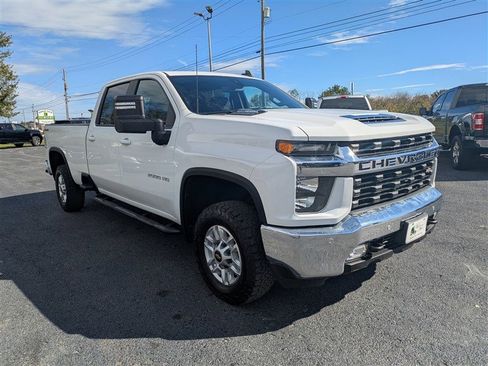 Used 2021 Chevrolet Silverado 2500 LT w/ Convenience Package image 10